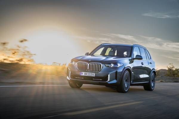 BMW Group produce modele electrificate în uzina din Araquari