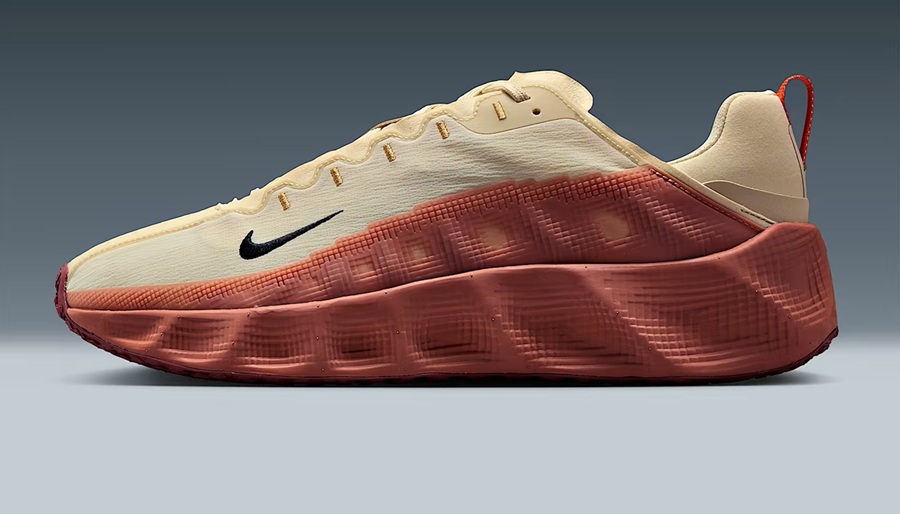 Noul model de pantofi sport Nike Ava Rover, lansat și în România