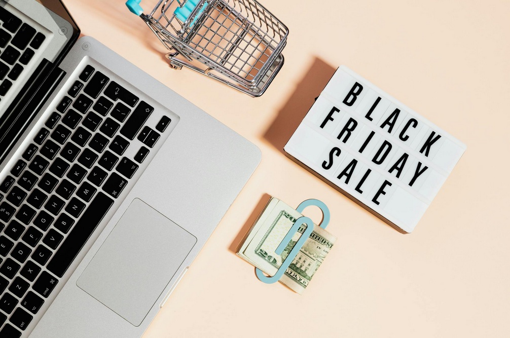 10 sfaturi utile pentru cei interesați de cumpărături online cu ocazia Black Friday