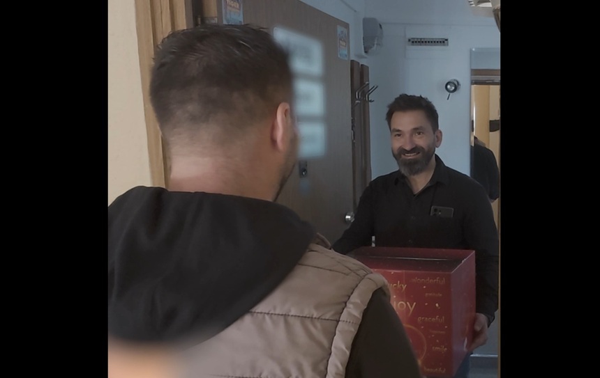 Cadouri gourmet pentru cei care livrează cadouri în mod obișnuit: campanie inedită GourmetGIFT.ro