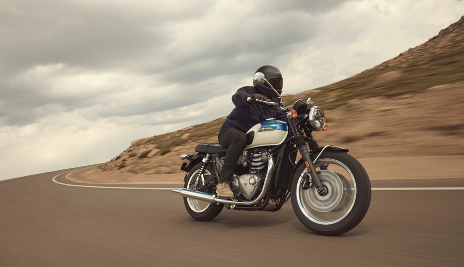 Tiger Sport 800 Tour, Tiger 900 Alpine Edition și alte modele noi de motociclete Triumph disponibile în 2026